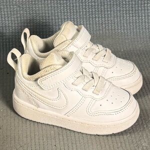 Nike Court Borough Low 2 Triple White Shoes BQ5453-100 Toddler Size 5C